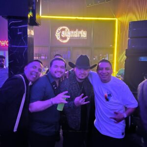 Revolver cannabin edicion especial colaboracion ibeyis queens