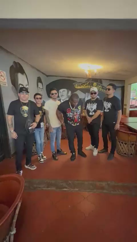 Revolver cannabin edicion especial colaboracion ibeyis queens