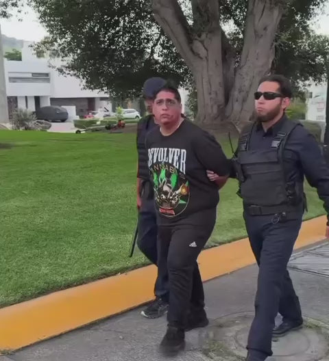 Revolver cannabin edicion especial colaboracion ibeyis queens